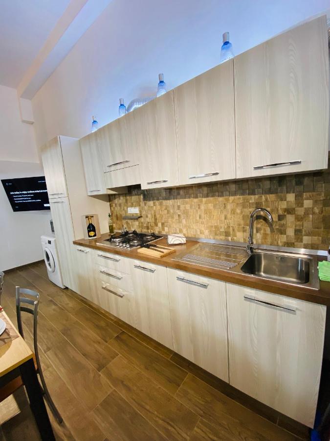 Casa Vacanze Al Civico 72 ピッツォ エクステリア 写真