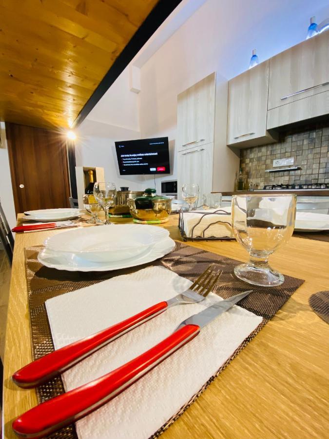 Casa Vacanze Al Civico 72 ピッツォ エクステリア 写真