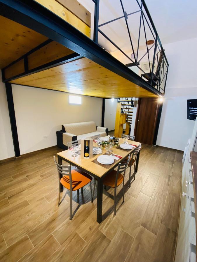 Casa Vacanze Al Civico 72 ピッツォ エクステリア 写真