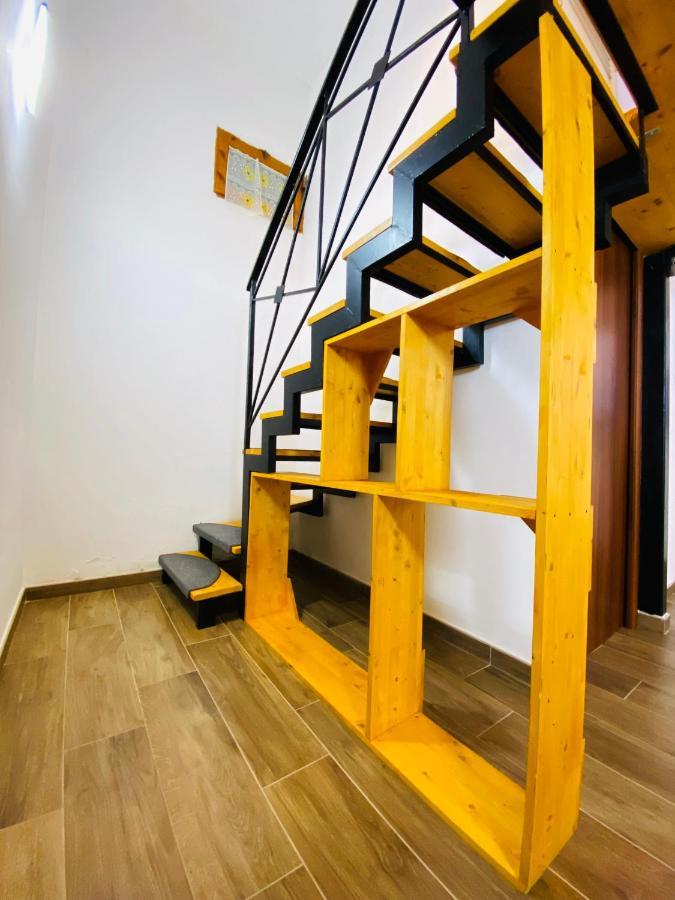 Casa Vacanze Al Civico 72 ピッツォ エクステリア 写真